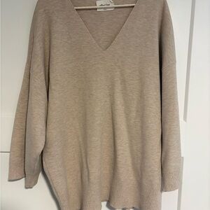 Wilfred V-Neck Sweater in Cream